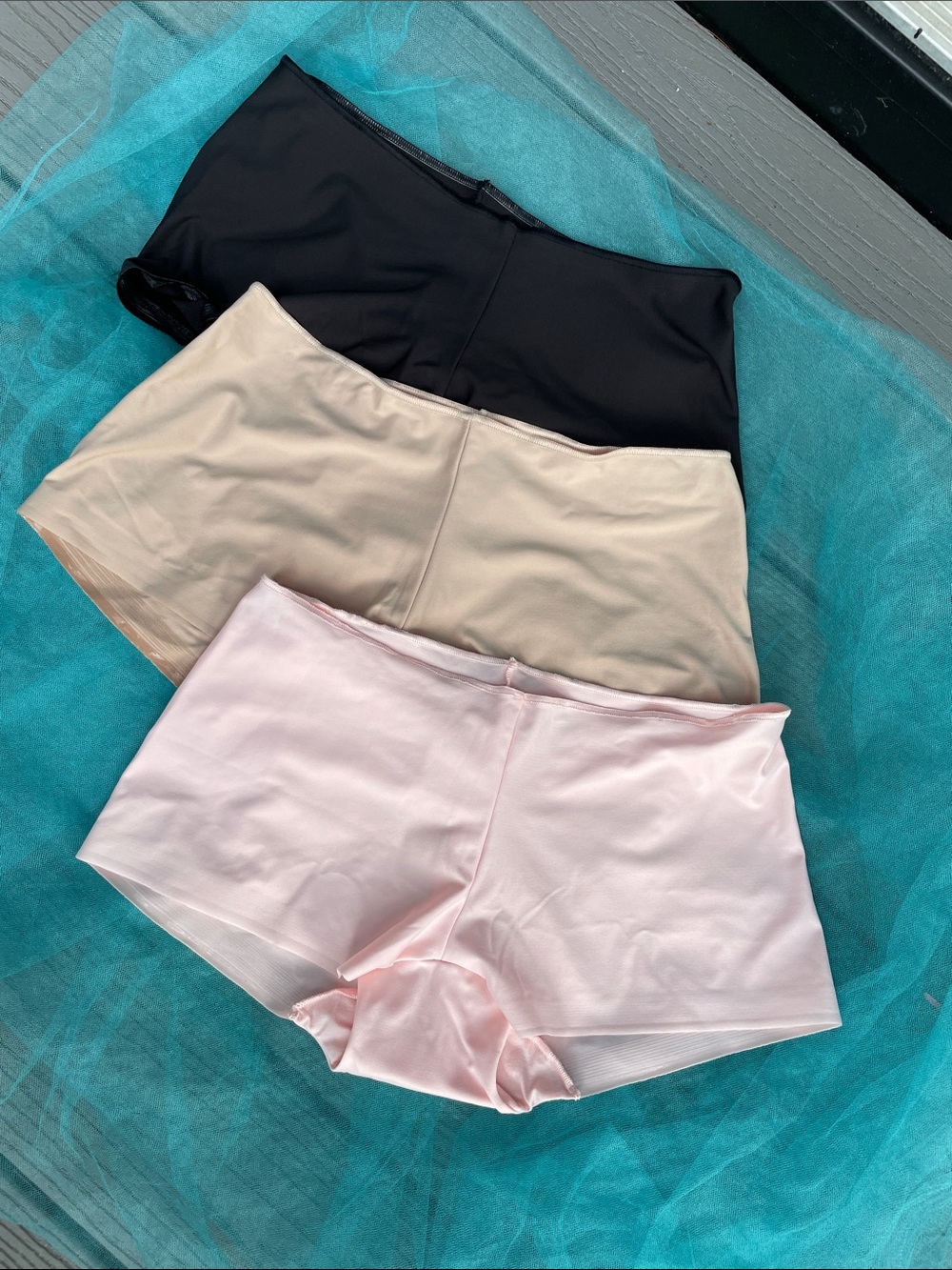 ❤️ 3 NWT TC Edge by CUPID SEAMLESS Boyshort Set Black, Beige & Light Pink MEDIUM